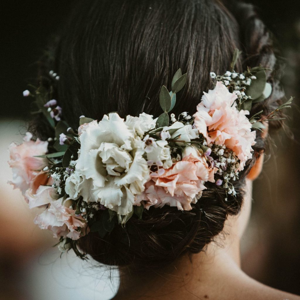 COURRONNE DE FLEURS MARIEE