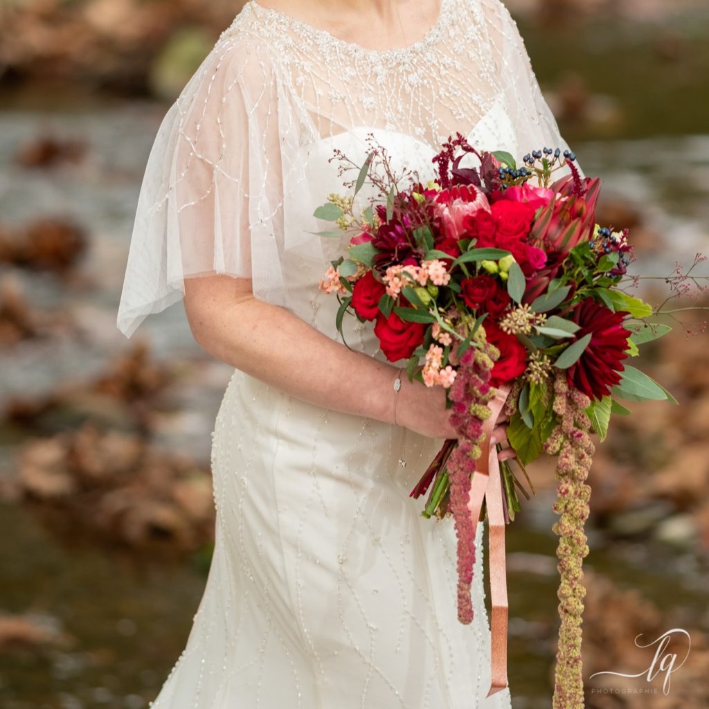 BOUQUET DE MARIEE AUTOMNAL RETOMBANT